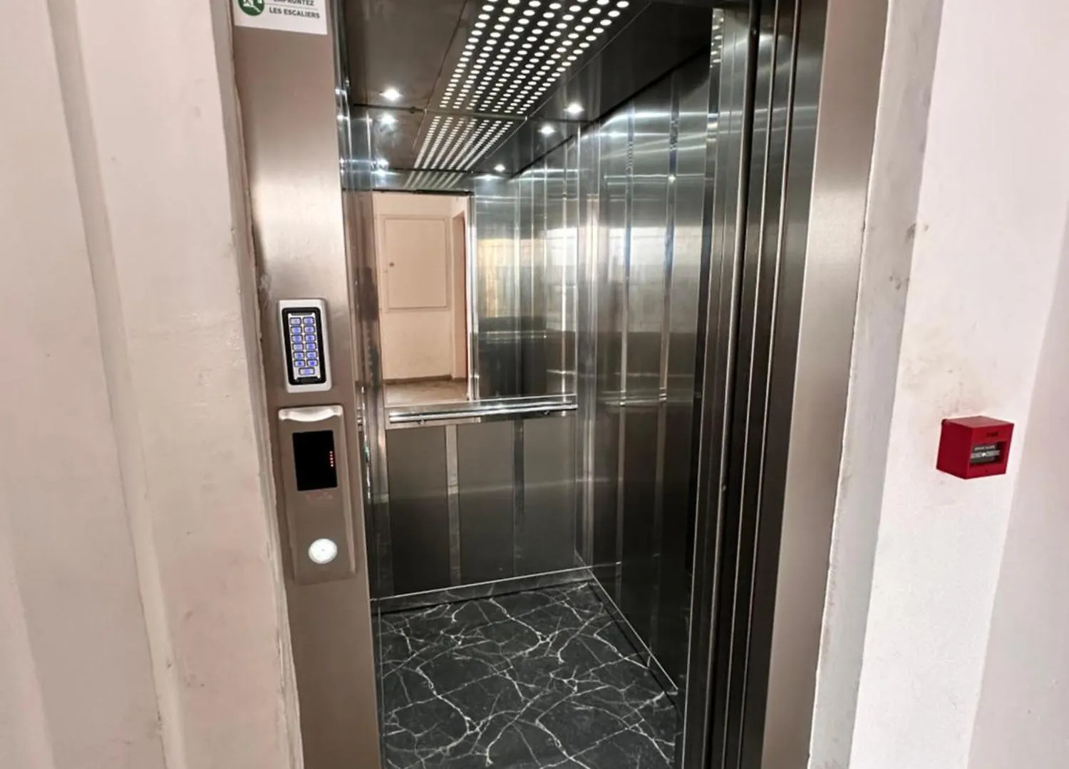 Appartement Familiale A Agadir Appartamento